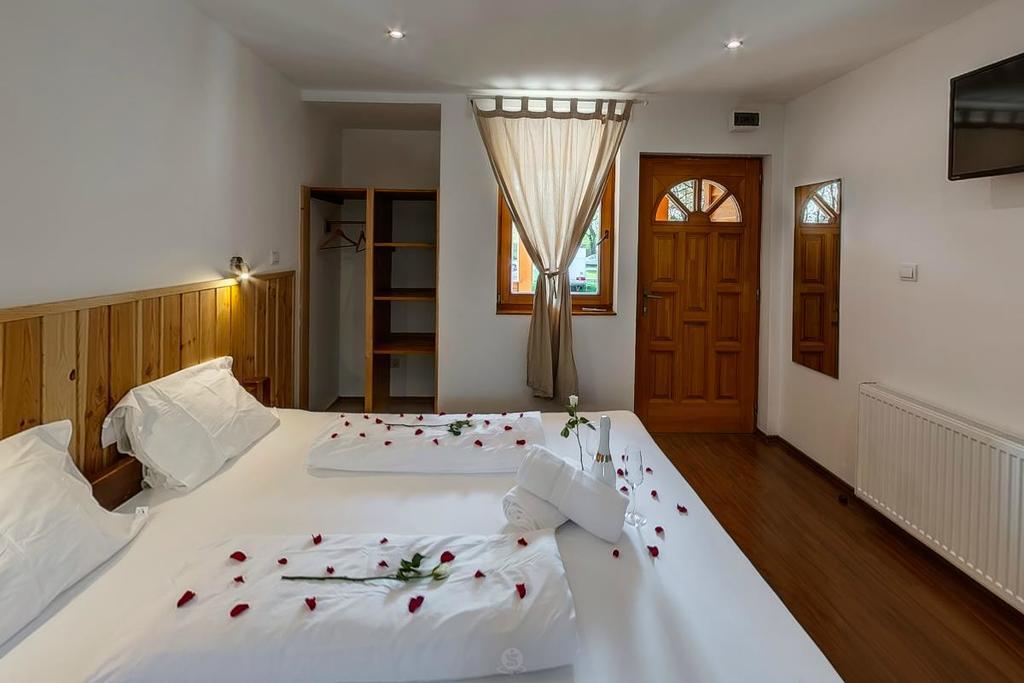 Arena Kemping & Vendeghaz Hotel Будапеща Екстериор снимка